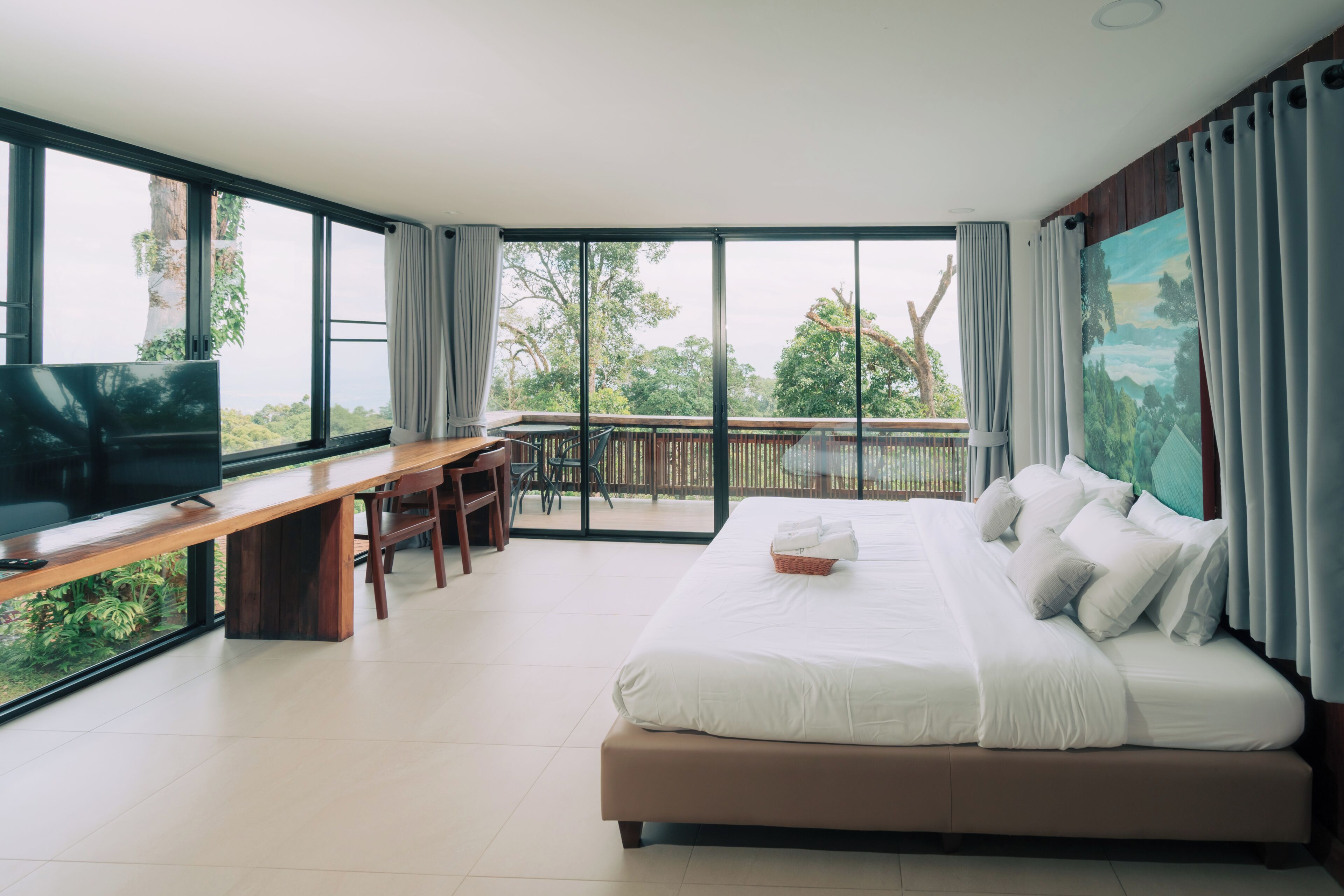 Classic Single Room, Balcony, Mountain View | Desk, laptop workspace, free WiFi, bed sheets