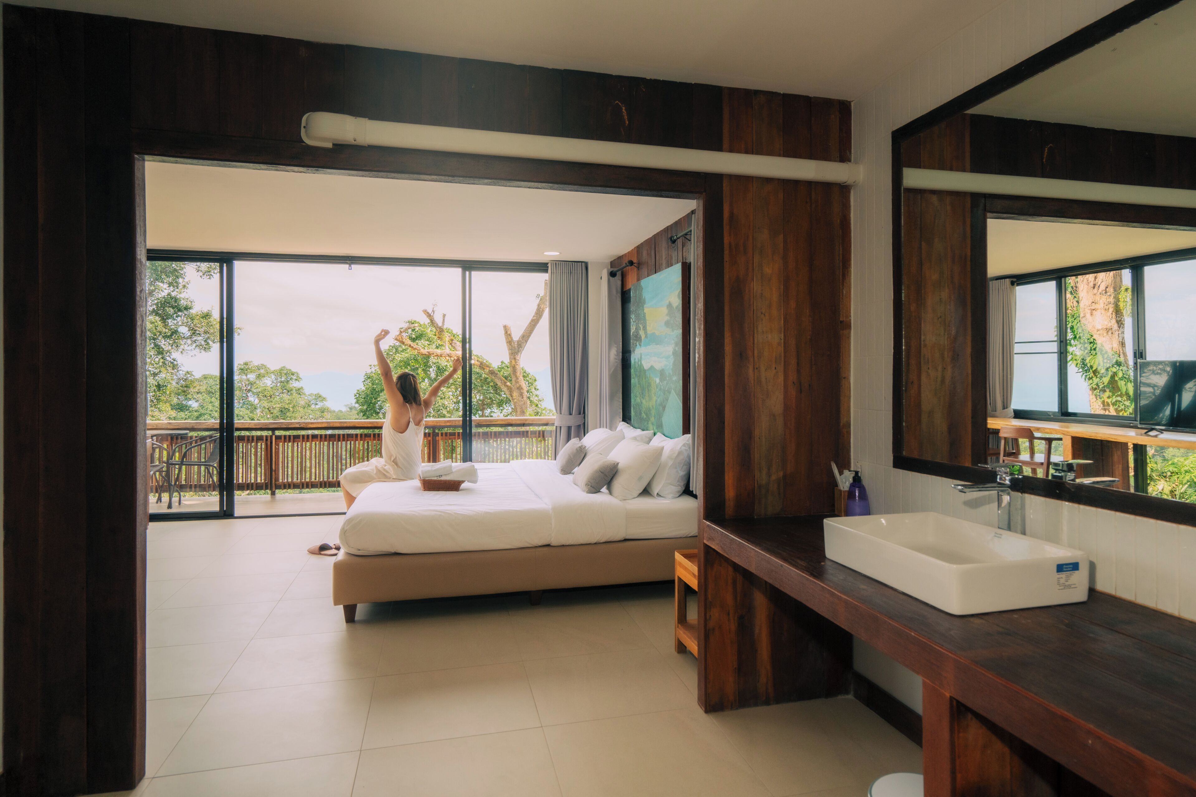Classic Single Room, Balcony, Mountain View