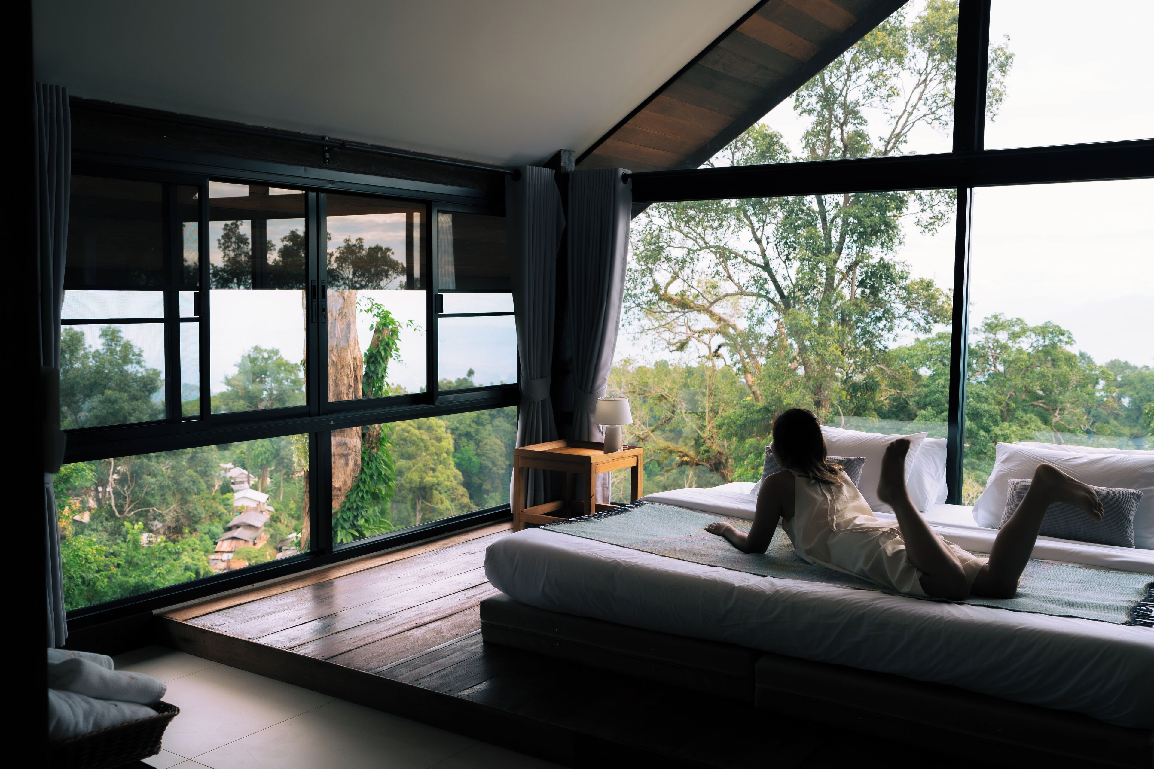 クラシック シングルルーム バルコニー マウンテンビュー | デスク、ノートパソコン用作業スペース、WiFi (無料)