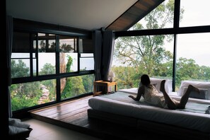 Habitación individual clásica, balcón, vistas a la montaña | Escritorio, espacio para trabajar con un portátil, wifi gratis