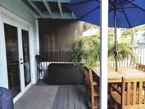 Outdoor dining - Bohemian Breeze - Shipyard Truman Annex condo in the heart of Old Town Key West (Key West)