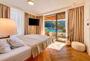 5 quartos, ferros/tábuas de passar roupa, Wi-Fi, roupa de cama