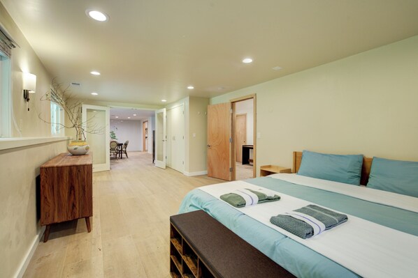 2 Schlafzimmer, Zimmersafe, Bügeleisen/Bügelbrett, Reisekinderbett