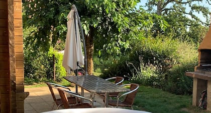Parc Naturel Périgord-Limousin, Les Chalets de Meilhac, Etang,Piscine et spa