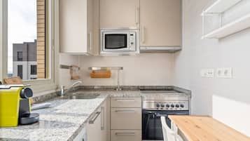 Fridge, microwave, oven, dishwasher