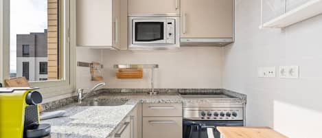 Fridge, microwave, oven, dishwasher