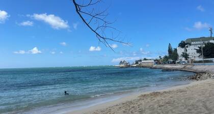 Skyline Suites Villa and Spa / 15 min from airport