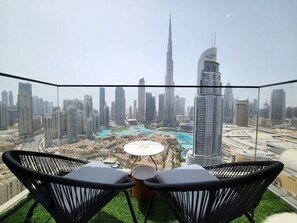 Property grounds - Luxury 2BR with Burj Khalifa & Fountain Views | VR, PS5, Pool, Gym,Free Parking (Downtown Dubai)