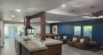 Spacious 4/2 home perfect for families/groups that sleeps up to 11 people.