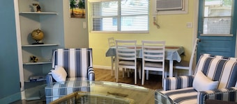Cozy 1-bedroom in Downtown Cocoa Beach