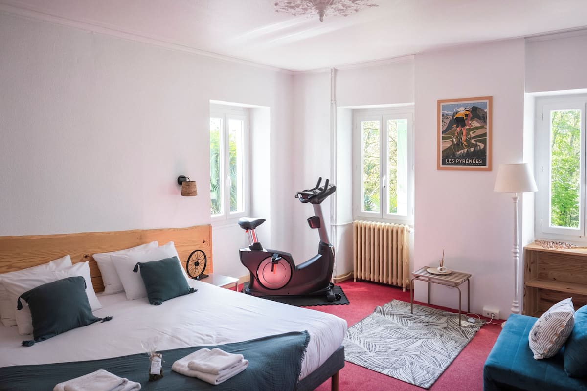 Familiekamer, privébadkamer, uitzicht op park | Gratis babybedden, gratis wifi, beddengoed