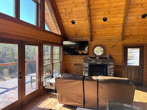 Smart TV, chimenea