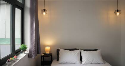 Apartment w/ private terrace, 500m to BuiVien