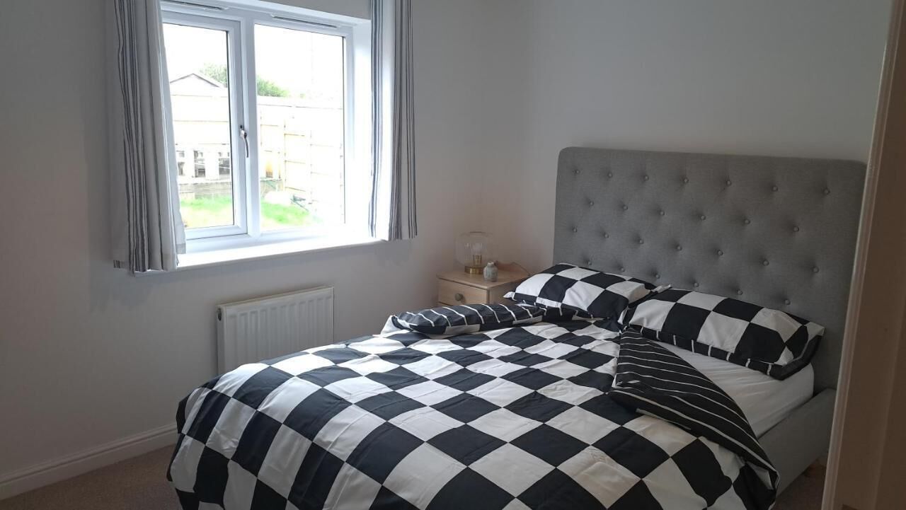 3 Schlafzimmer, Bügeleisen/Bügelbrett, WLAN, Bettwäsche