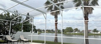 Charming 3-bedroom house with Lake view, in fantastic Kissimmee