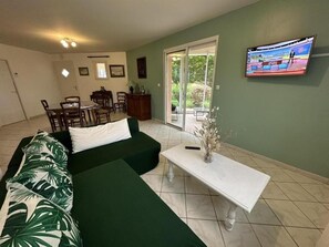 TV