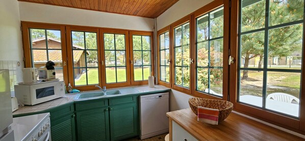 Microwave, dishwasher - Brimborion - MIMIZAN (MIMIZAN)