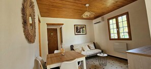 Interior - Brimborion - MIMIZAN (MIMIZAN)