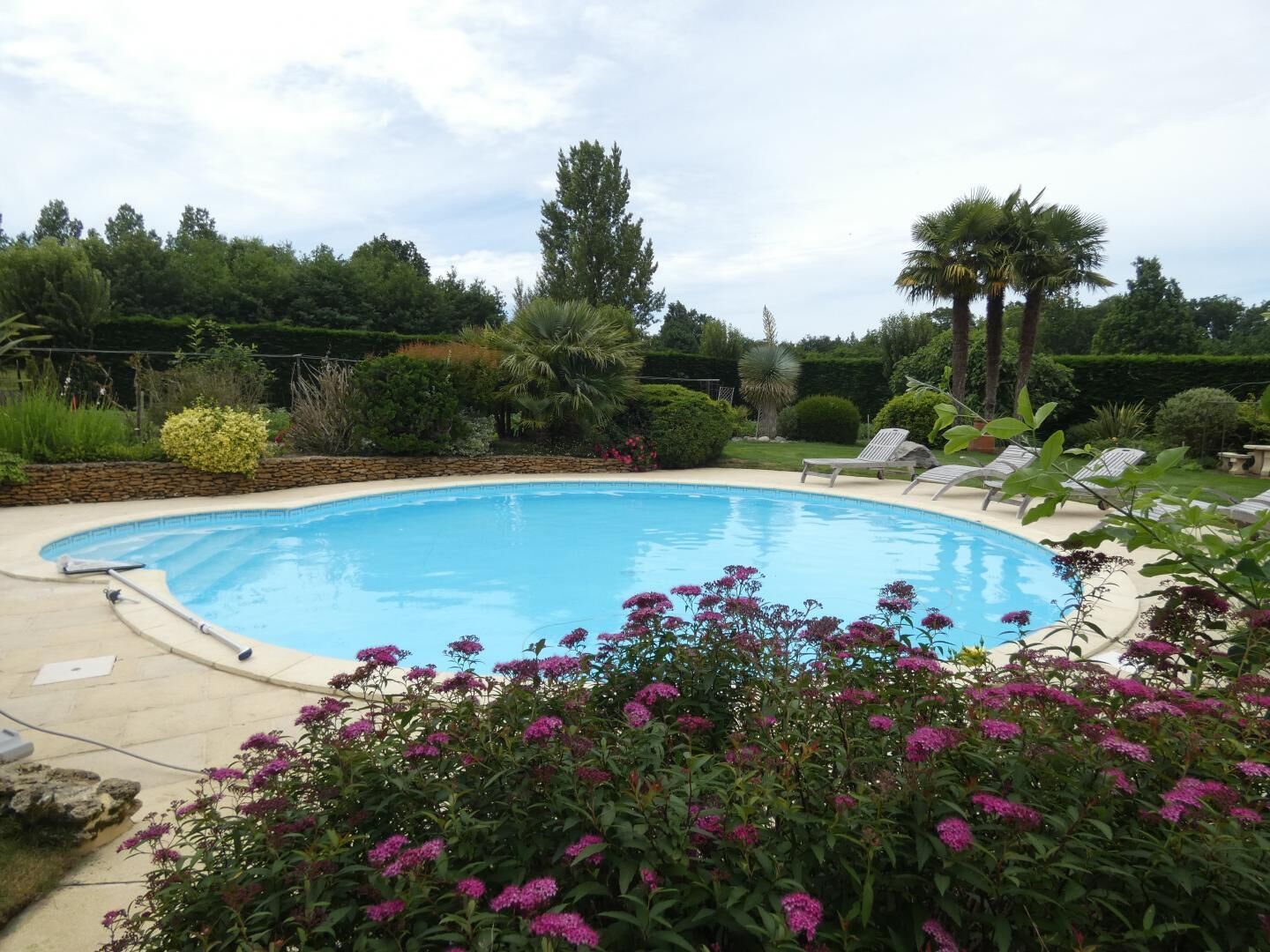 Et oppvarmet basseng