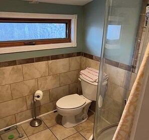 Shower - Welcome to your perfect retreat on Saratoga Lake! (Saratoga Springs)