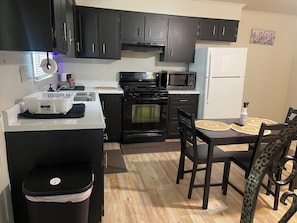 Microwave, oven, stovetop, coffee/tea maker