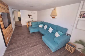 Smart TV, books - Casa Paula, in a small and quiet seaside village (Las Playitas)