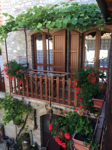 Apartment 'Casa Mary Bouganville' with Private Terrace and Wi-Fi