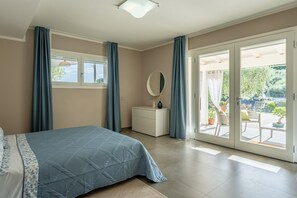 2 bedrooms, free WiFi, bed sheets - Villa 'Meschi' with private pool, Wi-Fi and air conditioning (Capannori)