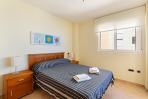 2 quartos, Wi-Fi de cortesia, roupa de cama