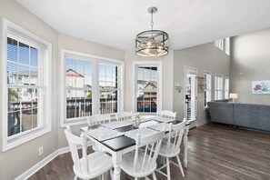 Dining - Lazy Lea 3 by Brunswick Vacation Rentals (Ocean Isle Beach)