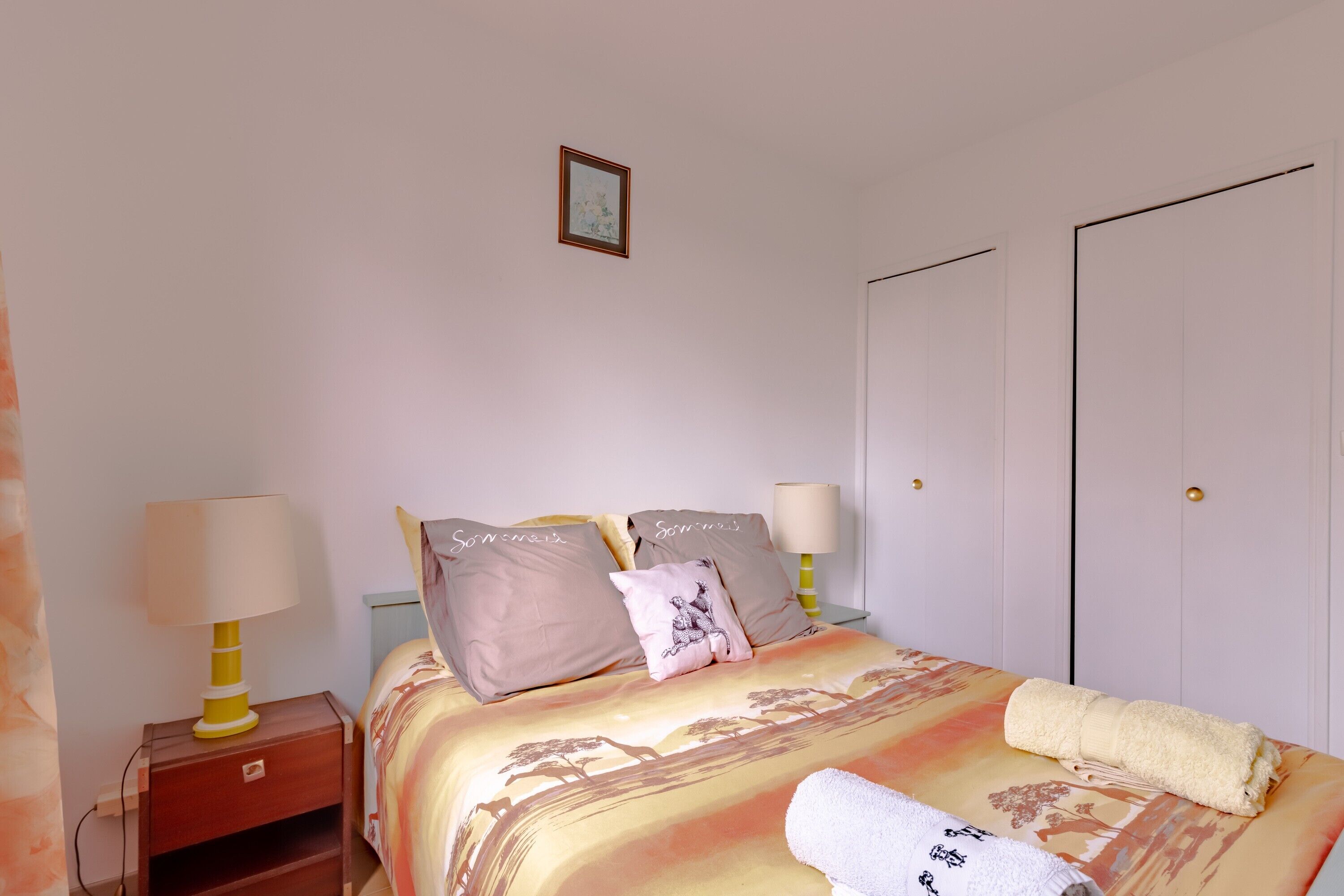 3 sovrum, strykjärn/strykbräda, gratis wi-fi och sängkläder