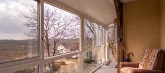 Maison Sur le Causse Corrézien: Charming getaway with fireplace, garden, and guaranteed peace