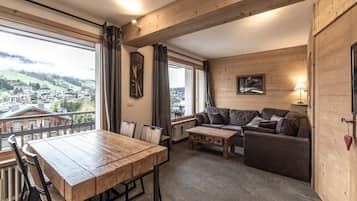 テレビ、ステレオ