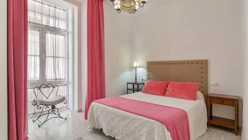 3 chambres, fer et planche Ă repasser, Wi-Fi gratuit, draps fournis