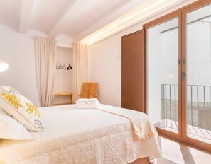 5 bedrooms, free WiFi, bed sheets - Country House 'El Americano' with Mountain View, Private Pool and Wi-Fi (Albentosa)