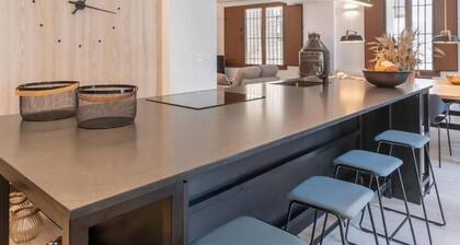 Country House 'El Americano' with Mountain View, Private Pool and Wi-Fi