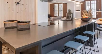 Country House 'El Americano' with Mountain View, Private Pool and Wi-Fi