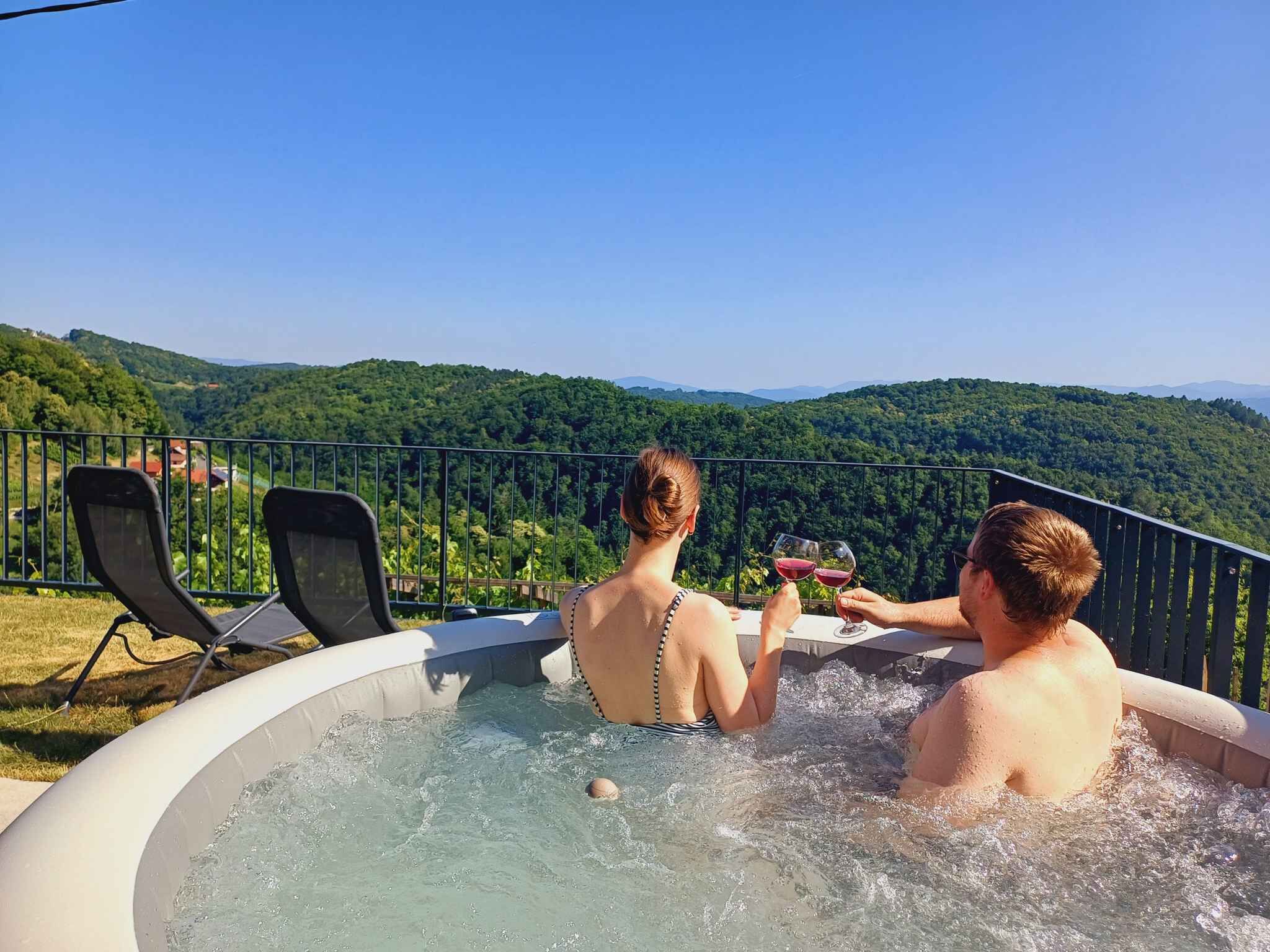 Bain à remous extérieur