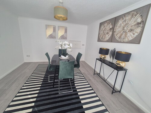 Cosy Family home from home