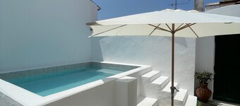 Ferienhaus 'A Casa Dos Raminhos' mit privatem Pool und Terrasse