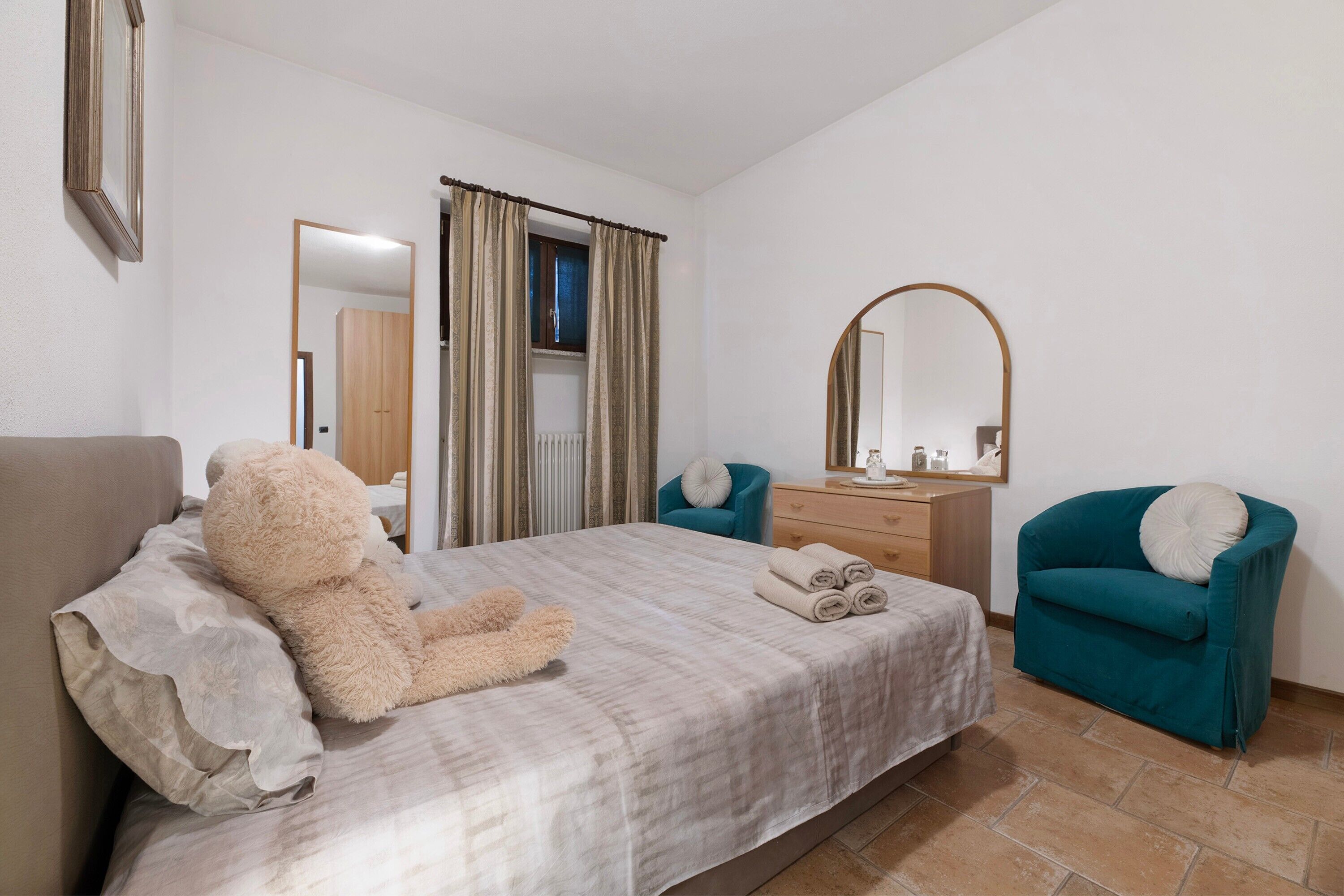 2 chambres, fer et planche à repasser, Wi-Fi gratuit, draps fournis