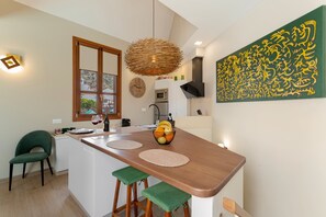 Dining - Vacation Home 'La Casa De La Esquina - 360º View' with Mountain View, Wi-Fi and Air Conditioning (Tejeda)