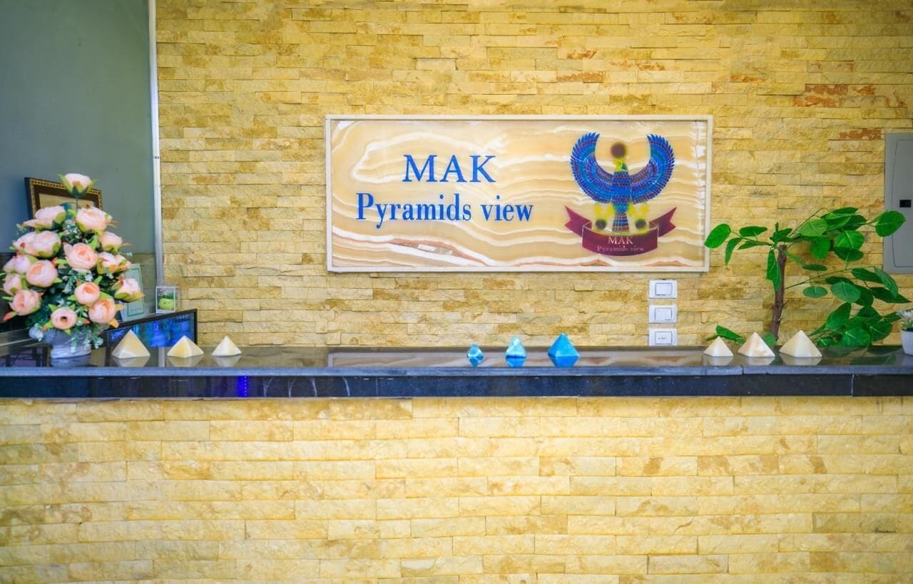 Foto - Mak Pyramids View