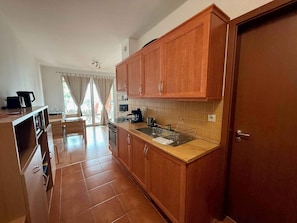 Fridge, microwave, coffee/tea maker