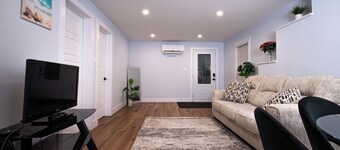 Richie's Place A Cozy 2-BR Apt in Fredericton