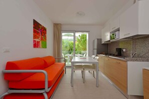 Interior - Holiday apartment with air conditioning and pool near the beach (Lignano)