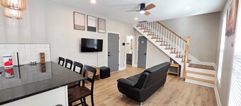 Private Guesthouse at Pine Forest Hideaway by UNC