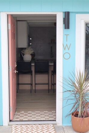 Interior - Modern Beachside King Suite on Englewood Beach (Englewood)