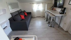 Living area - Holiday apartment mit Balkon (Malinska)