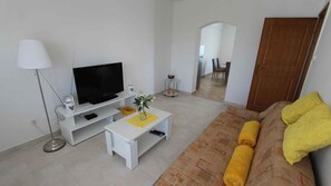 Living area - Holiday apartment mit Balkon (Malinska)